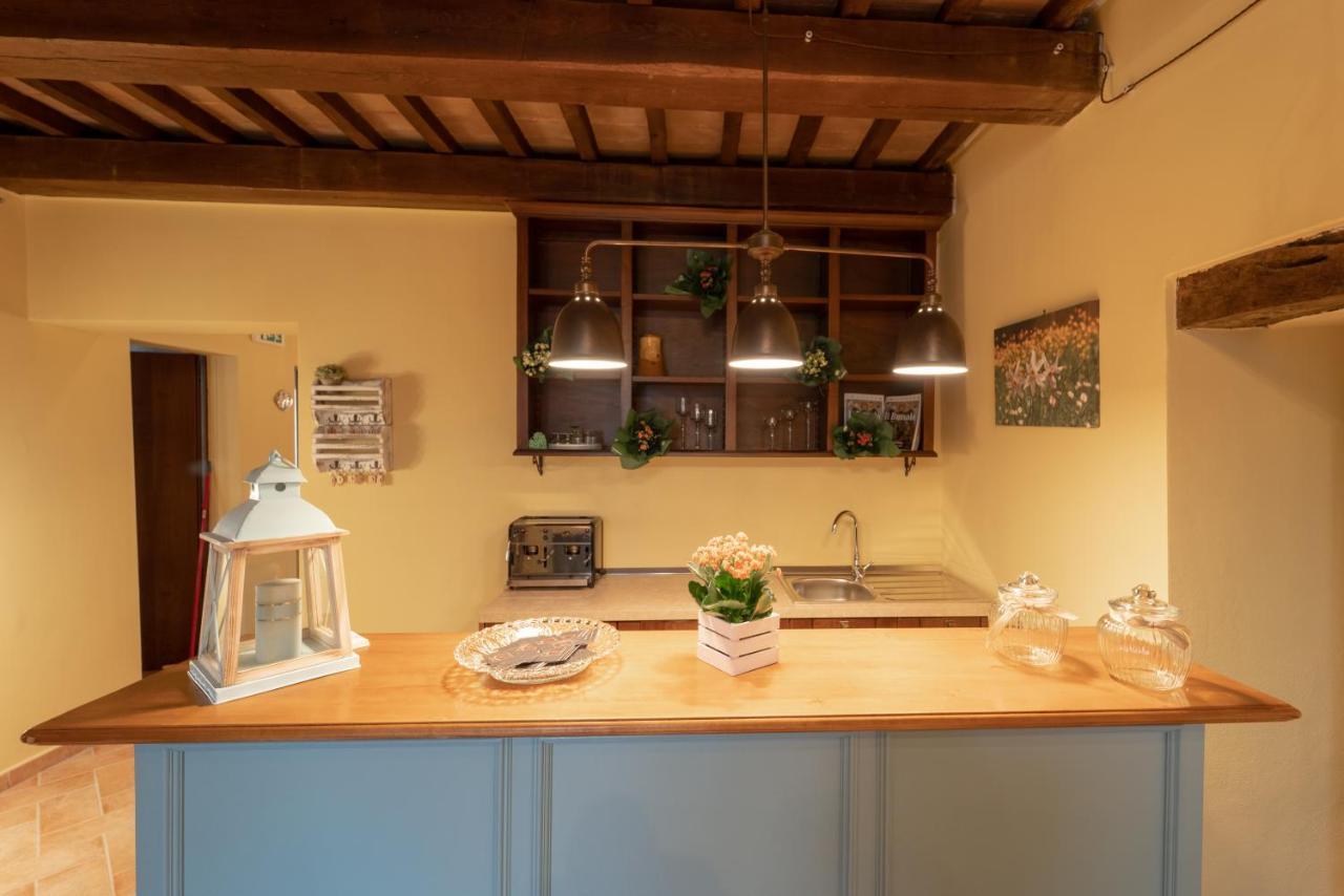 גואלדו טאדינו Albergo La Loggia Di San Martino מראה חיצוני תמונה