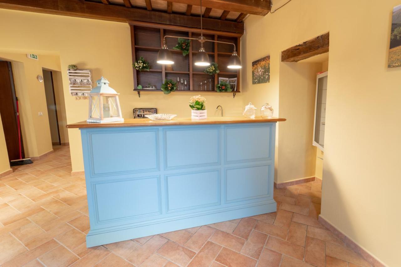 גואלדו טאדינו Albergo La Loggia Di San Martino מראה חיצוני תמונה