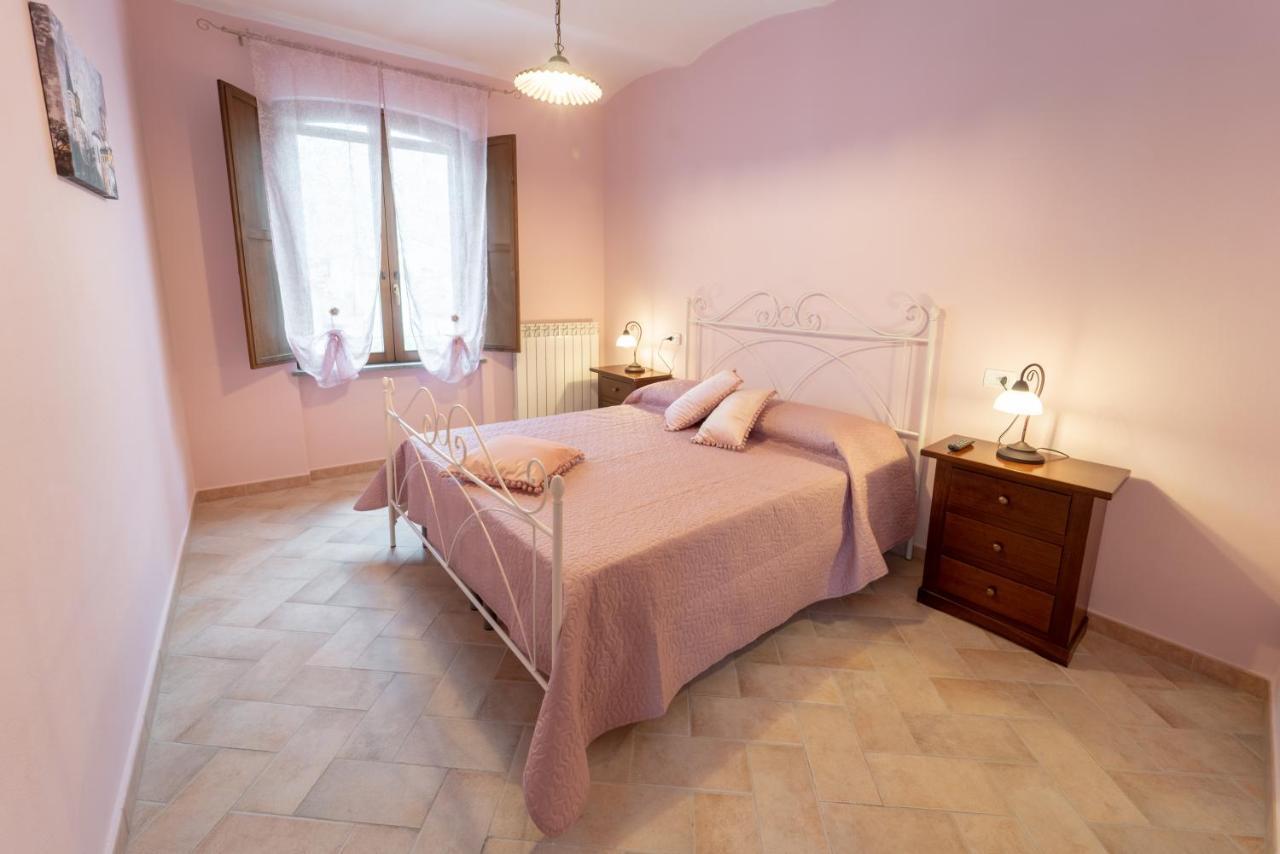 גואלדו טאדינו Albergo La Loggia Di San Martino מראה חיצוני תמונה