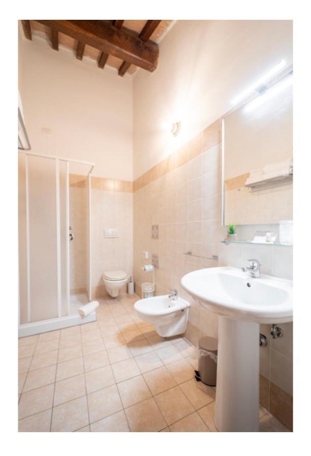 גואלדו טאדינו Albergo La Loggia Di San Martino מראה חיצוני תמונה